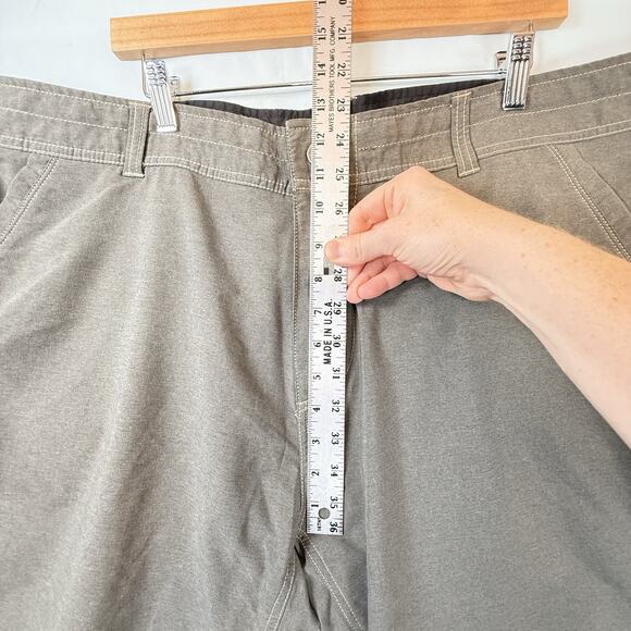 Kuhl Mens SIZE 42 Amphibia Quick Dry Shorts Style # 5129 Dark Gray/Green Khaki - Picture 8 of 11